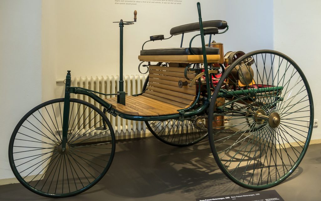 Benz-Patent-Motorwagen-1024x643