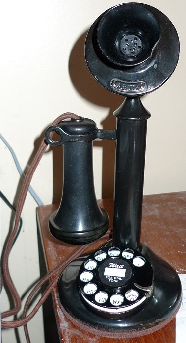 rotary-dial-candlestick